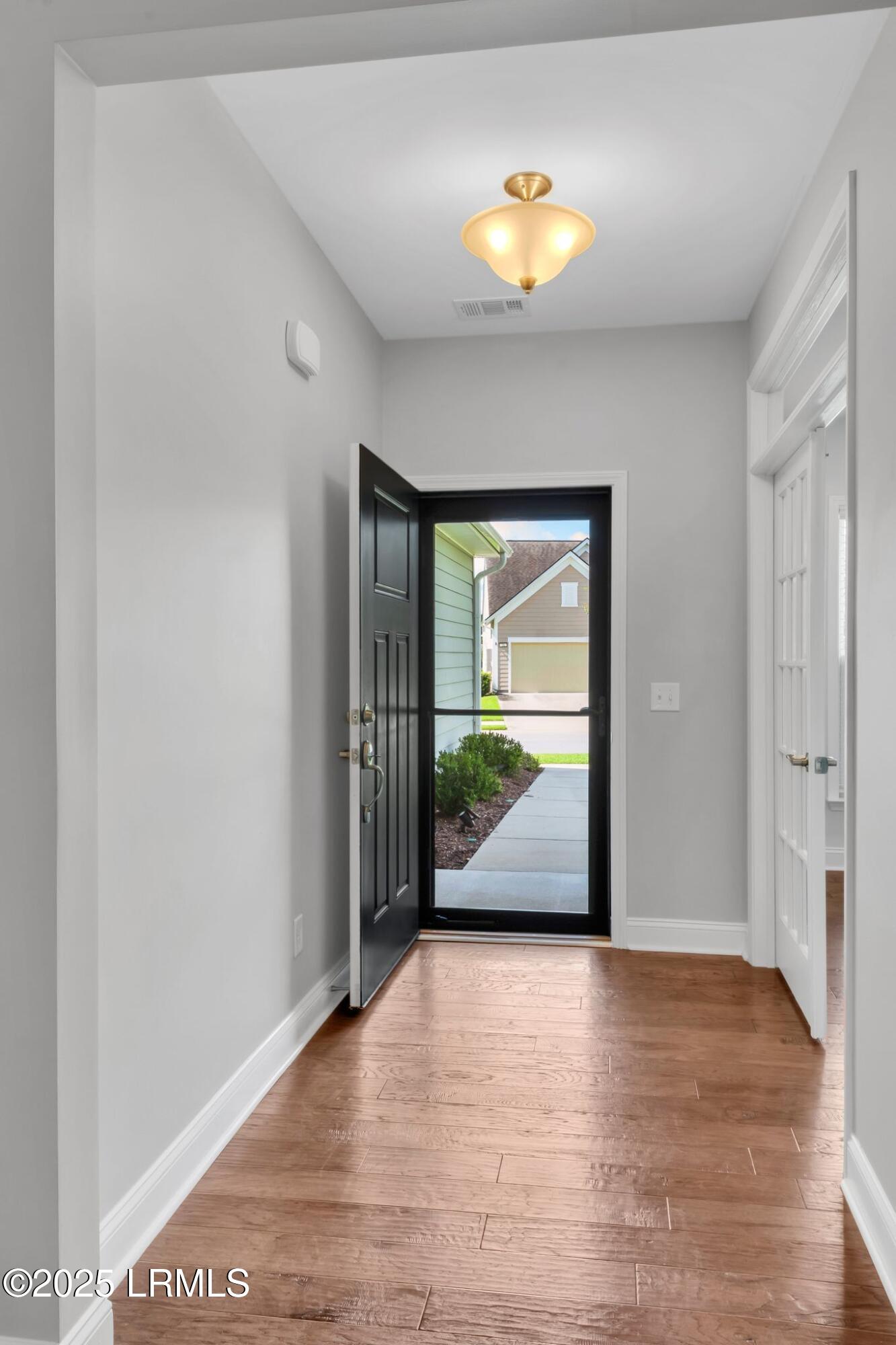 35 Heathrow Avenue