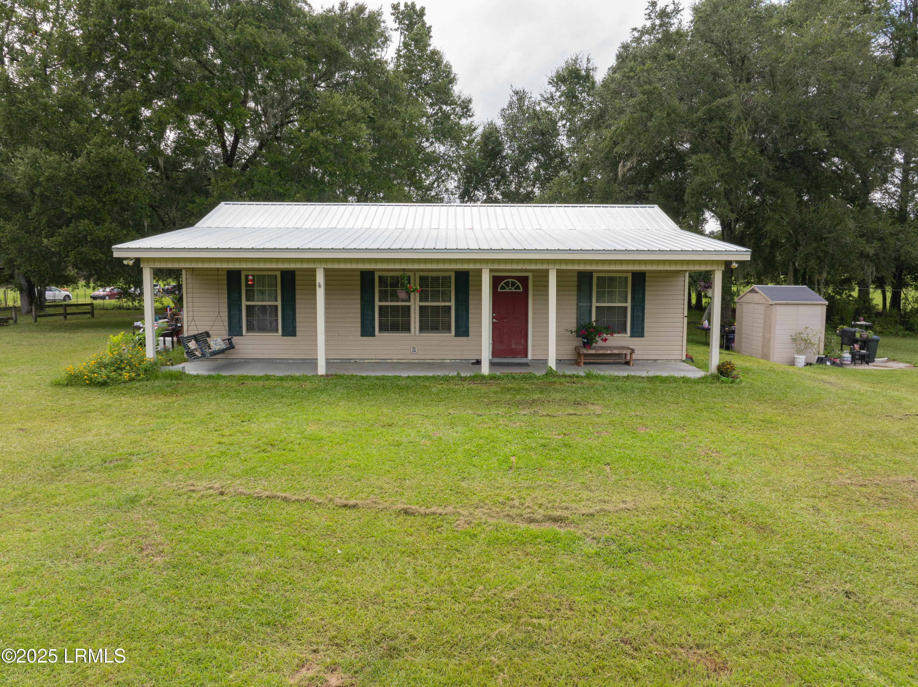 10692 Grays Highway
