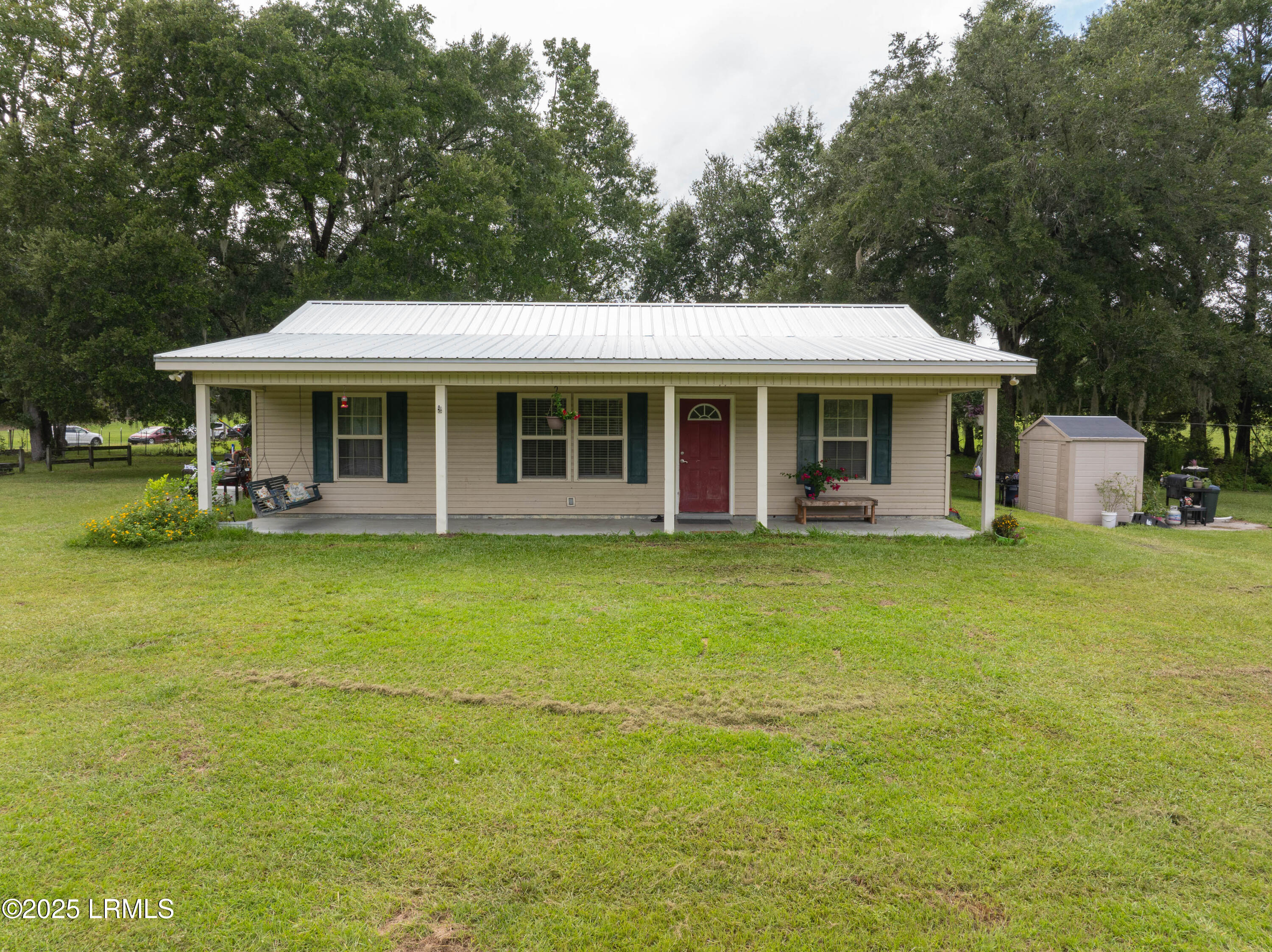 10692 Grays Highway
