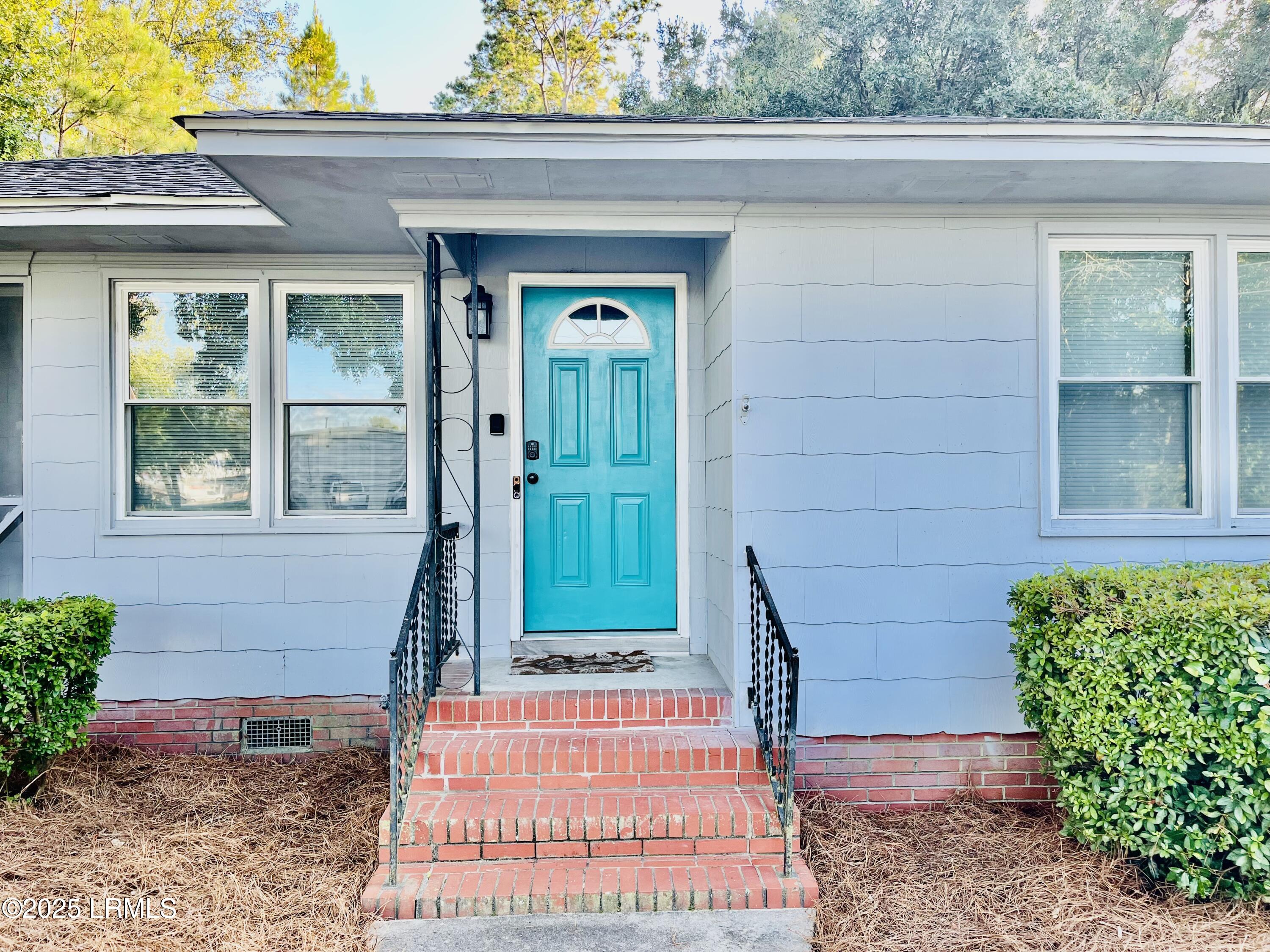 305 Alabama Street