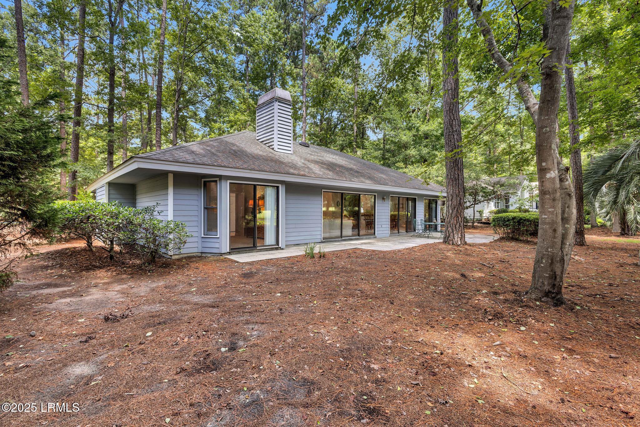 232 White Oaks Circle