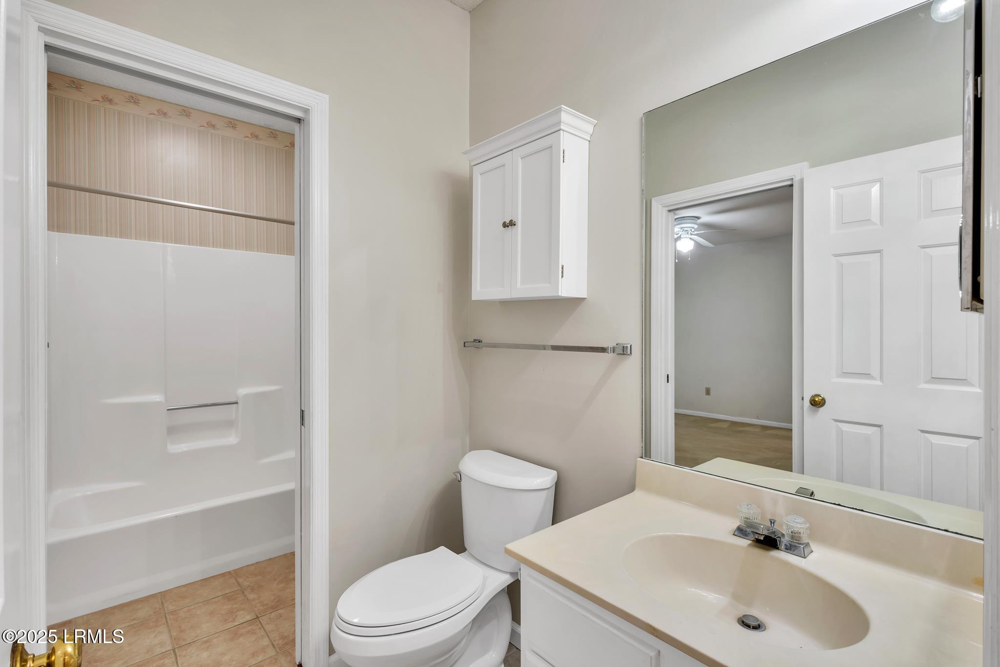 232 White Oaks Circle