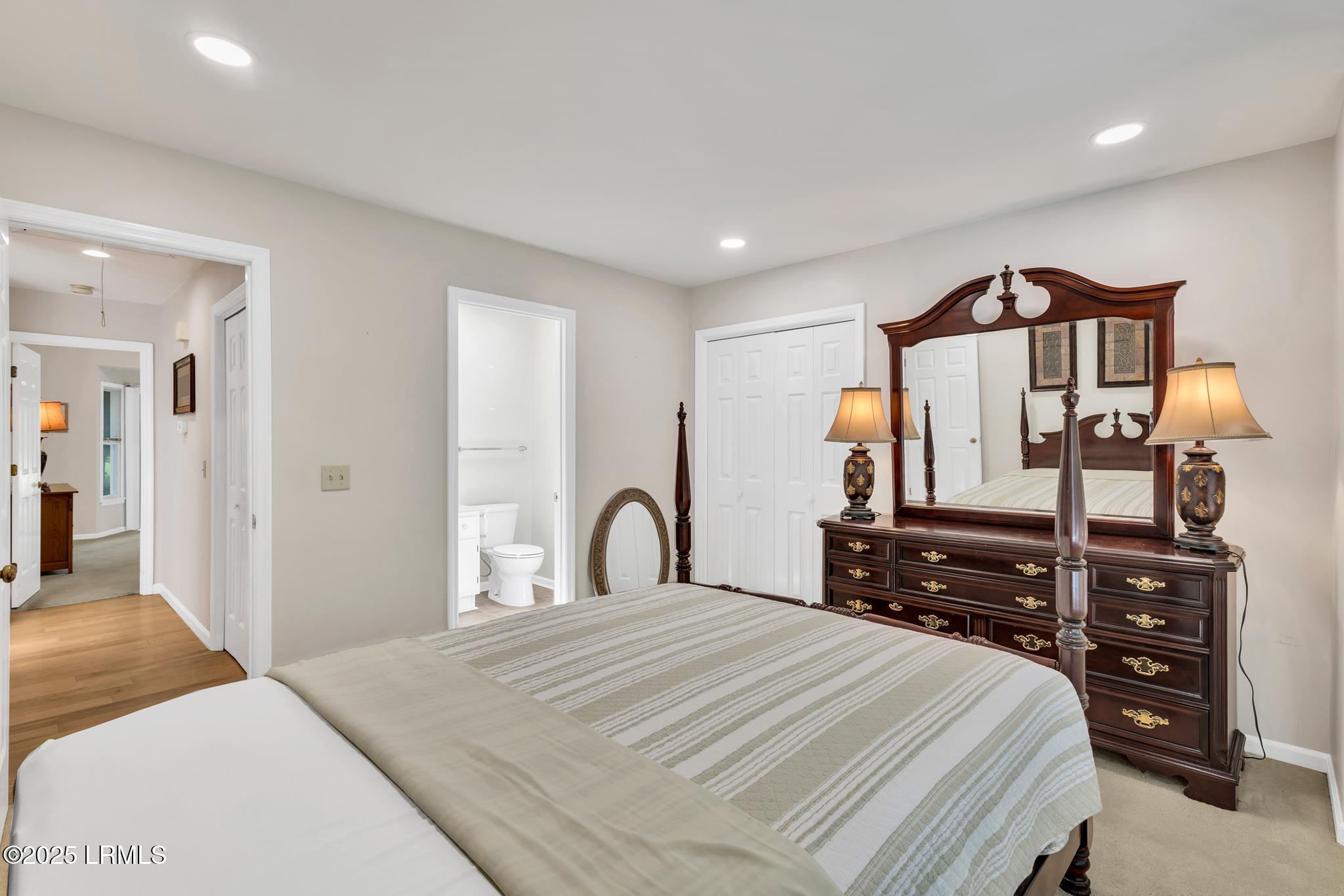 232 White Oaks Circle