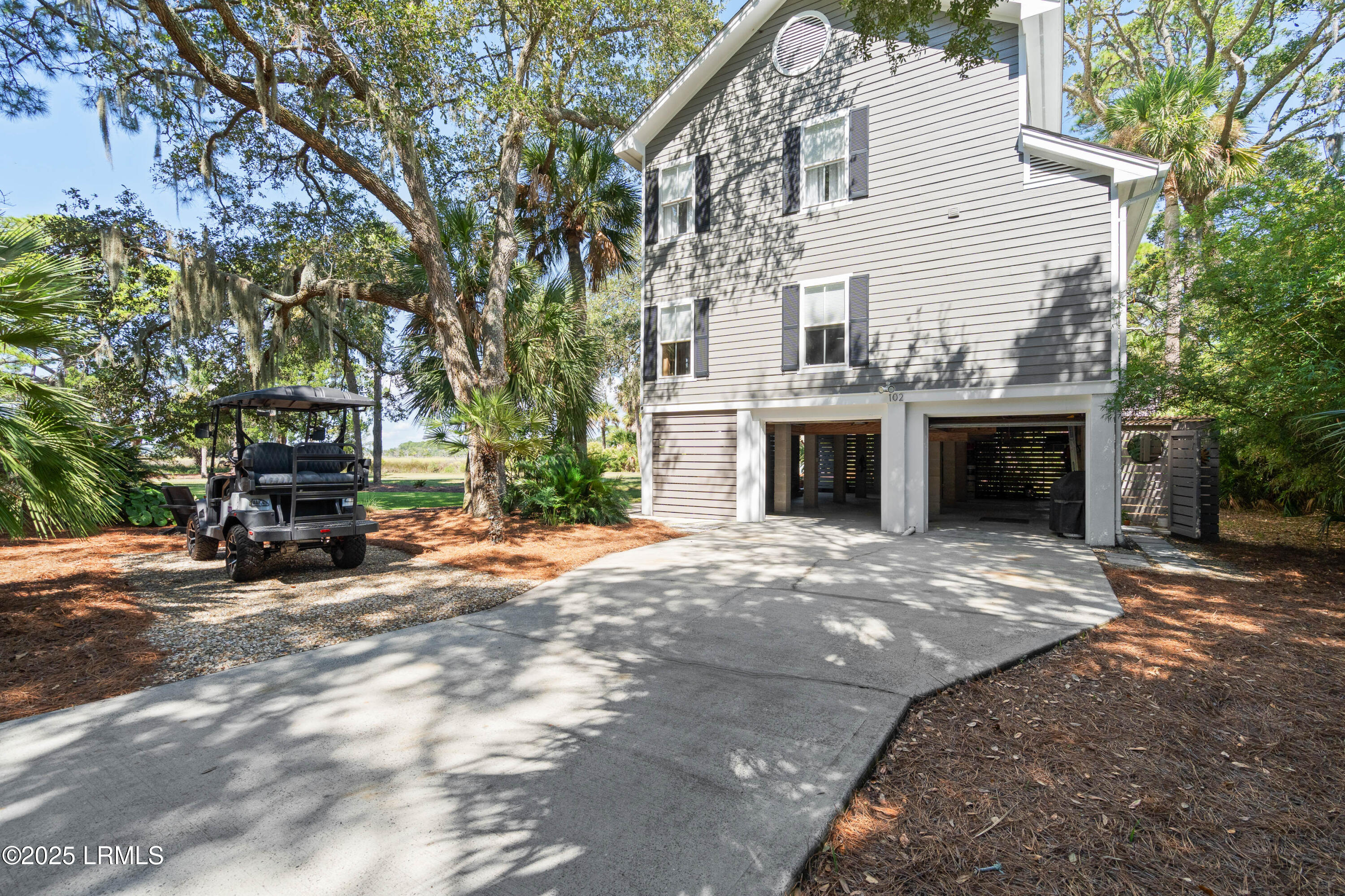 102 Sea Otter Lane, St. Helena Island