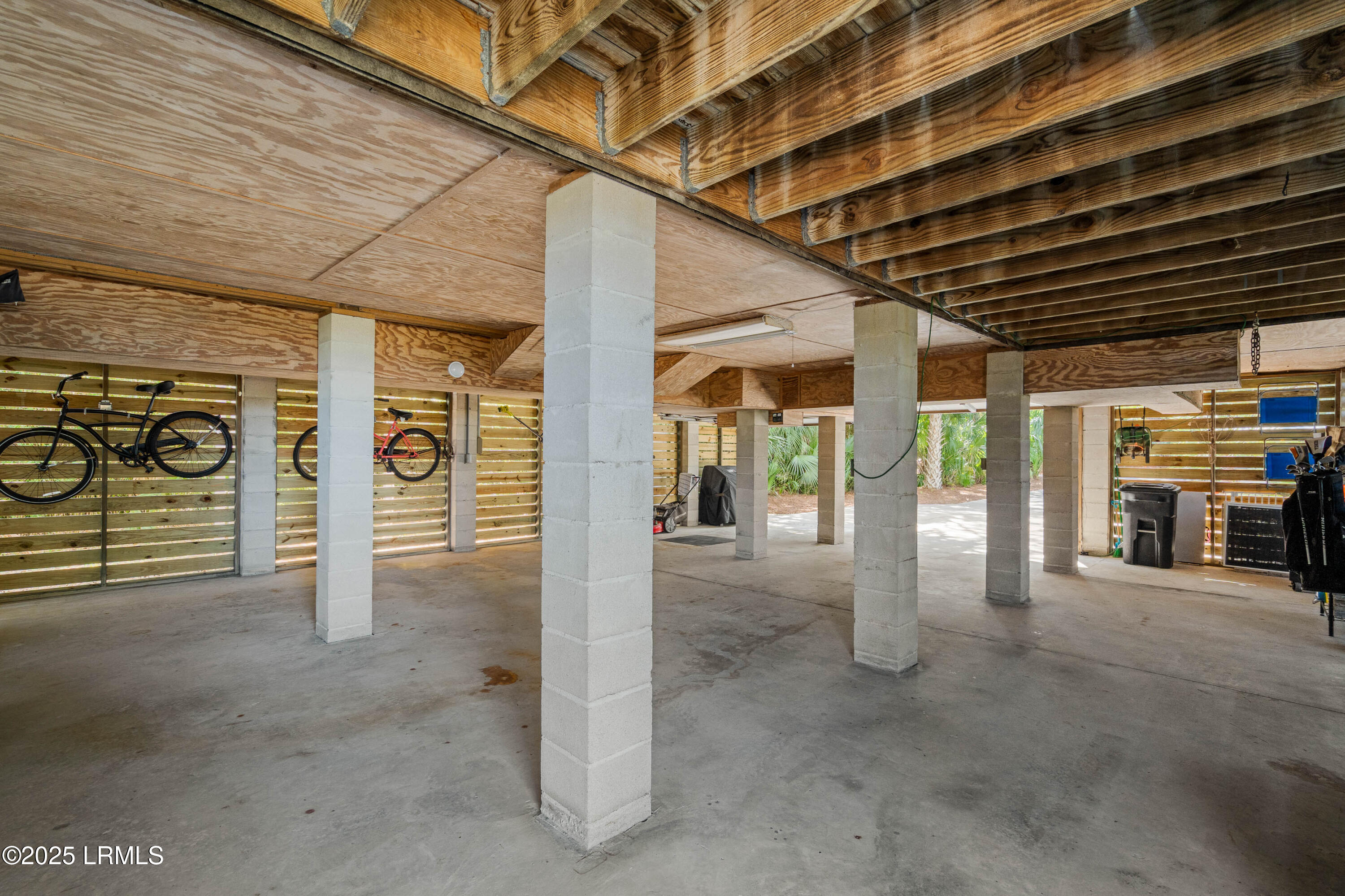 102 Sea Otter Lane, St. Helena Island