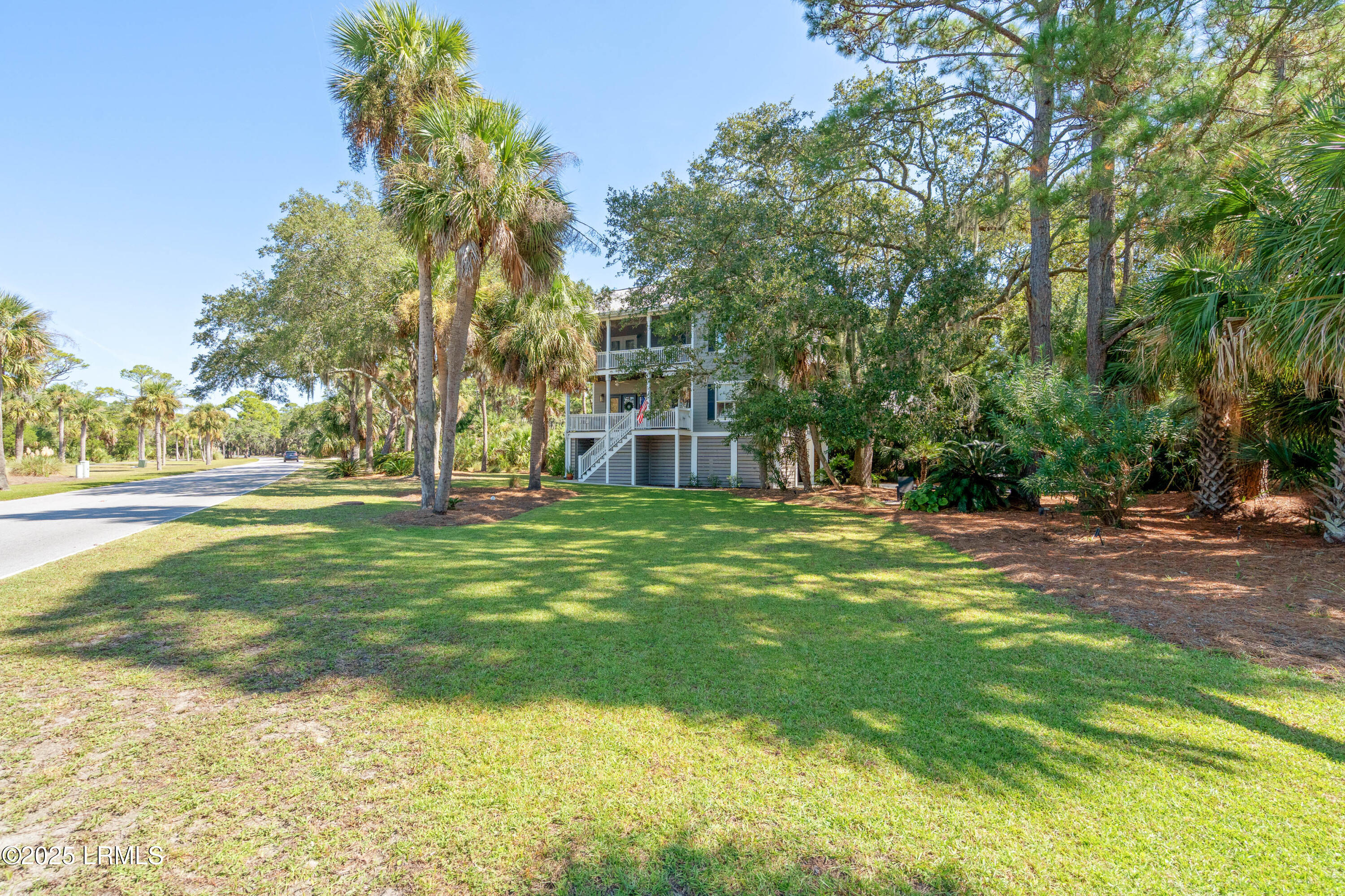 102 Sea Otter Lane, St. Helena Island