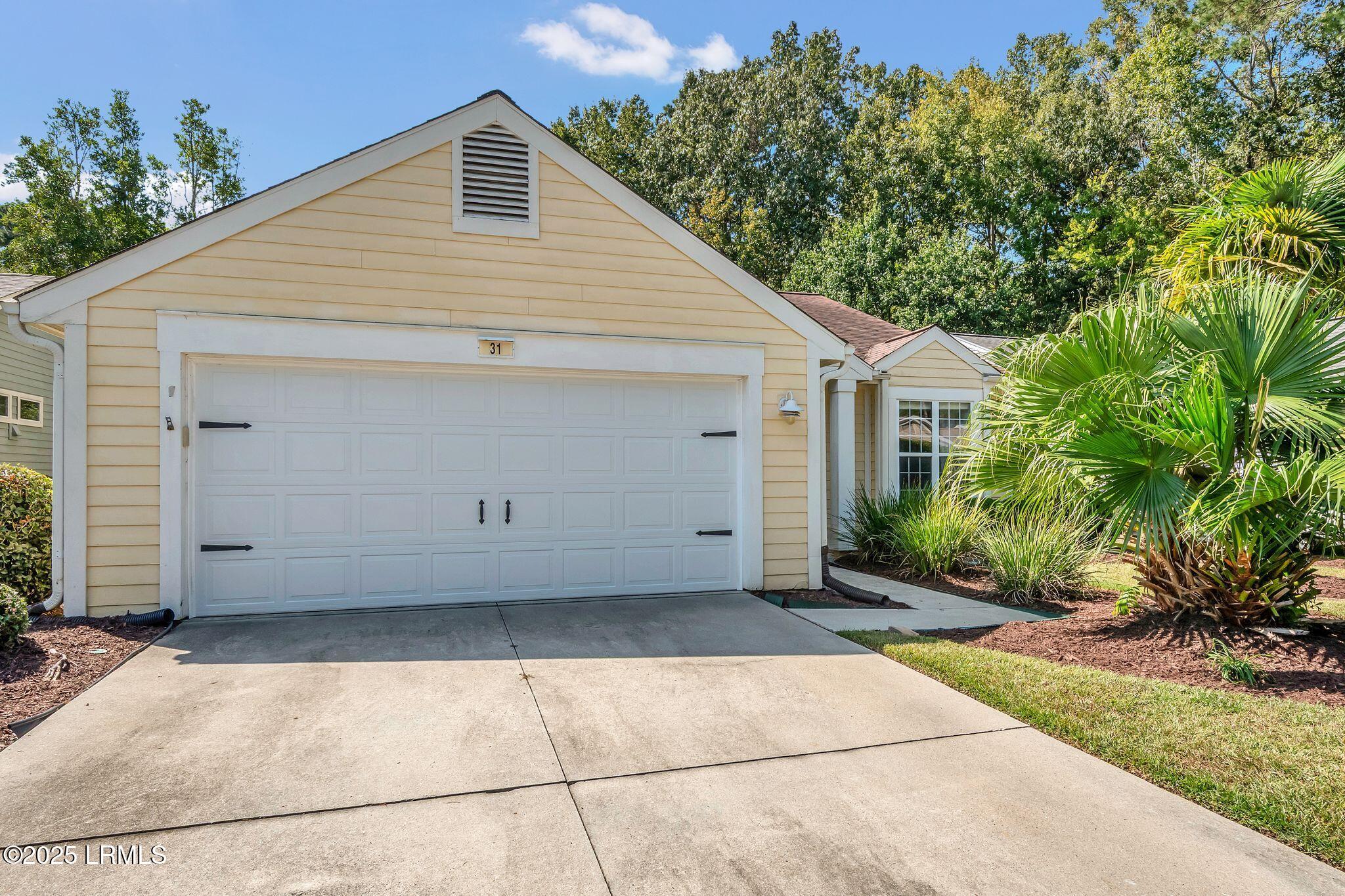31 Coburn Drive E