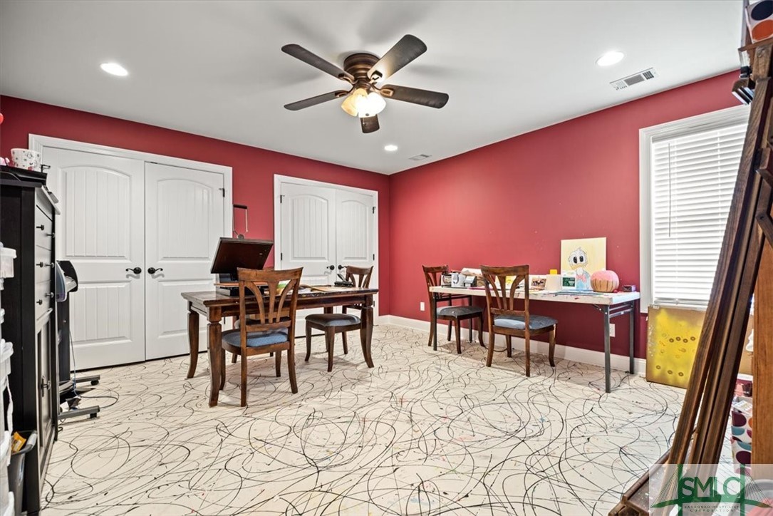 26 Hollow Oak Drive