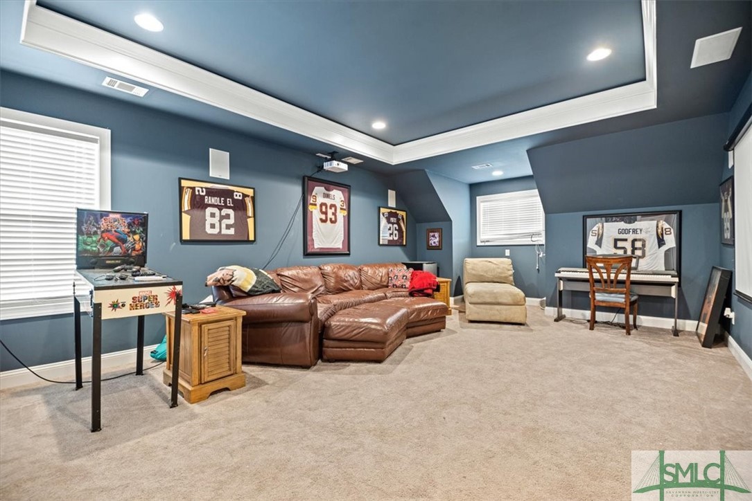 26 Hollow Oak Drive