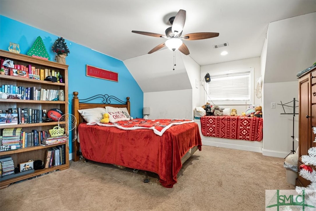 26 Hollow Oak Drive