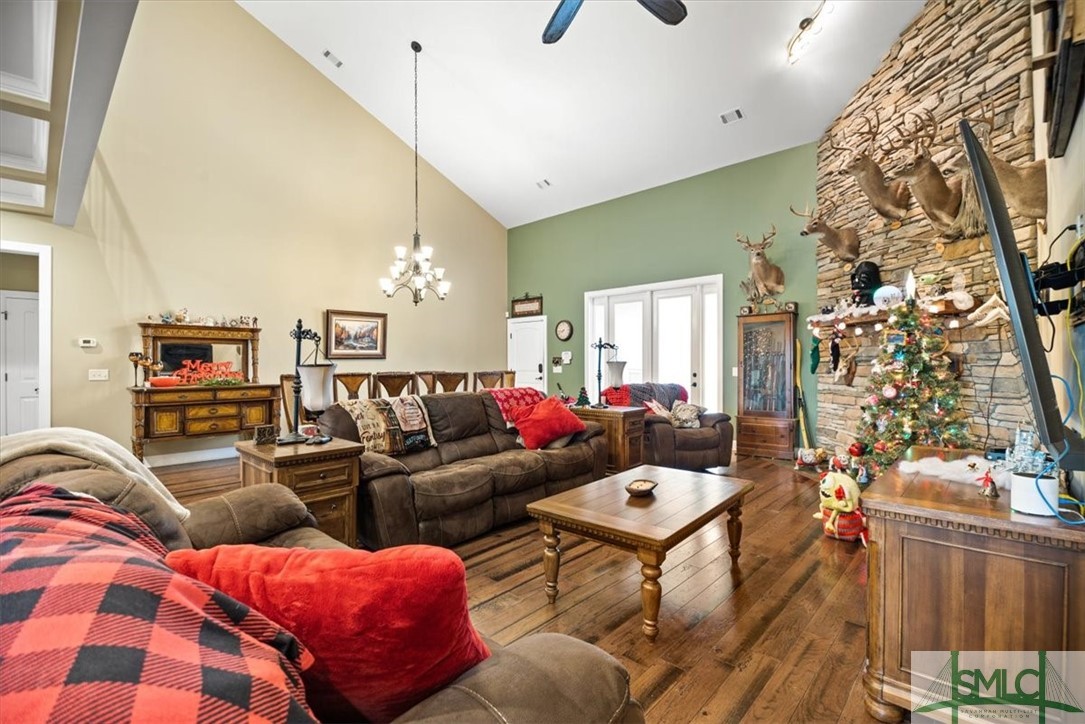 26 Hollow Oak Drive