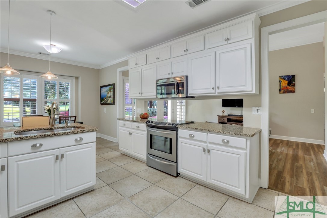 23 Hickory Grove Way