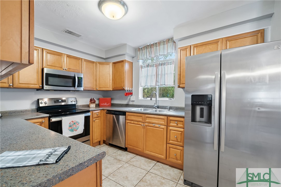 9 Chippewa Drive