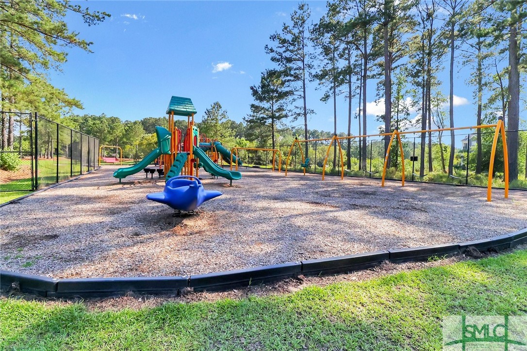 160 Nandina Way
