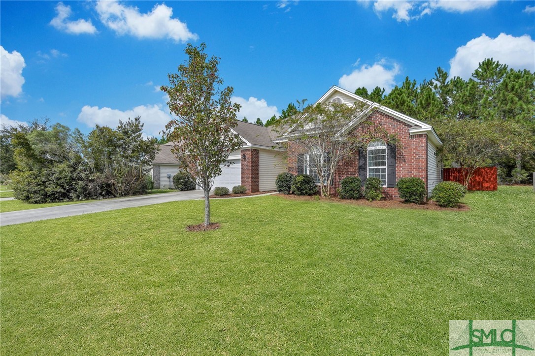 160 Nandina Way