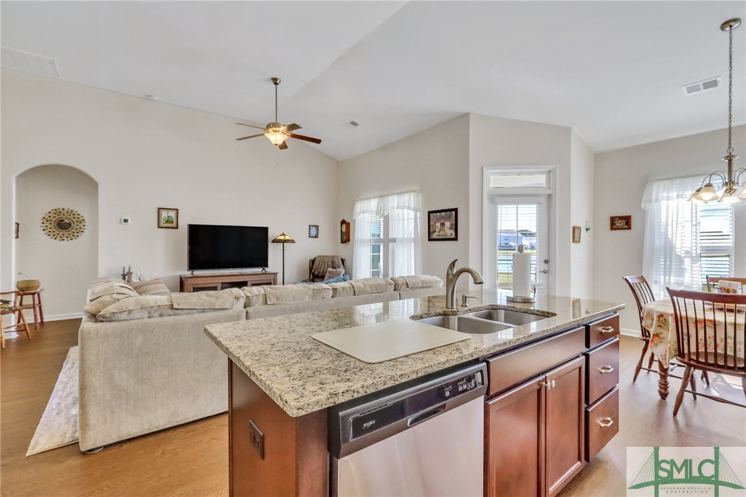 176 Greyfield Circle