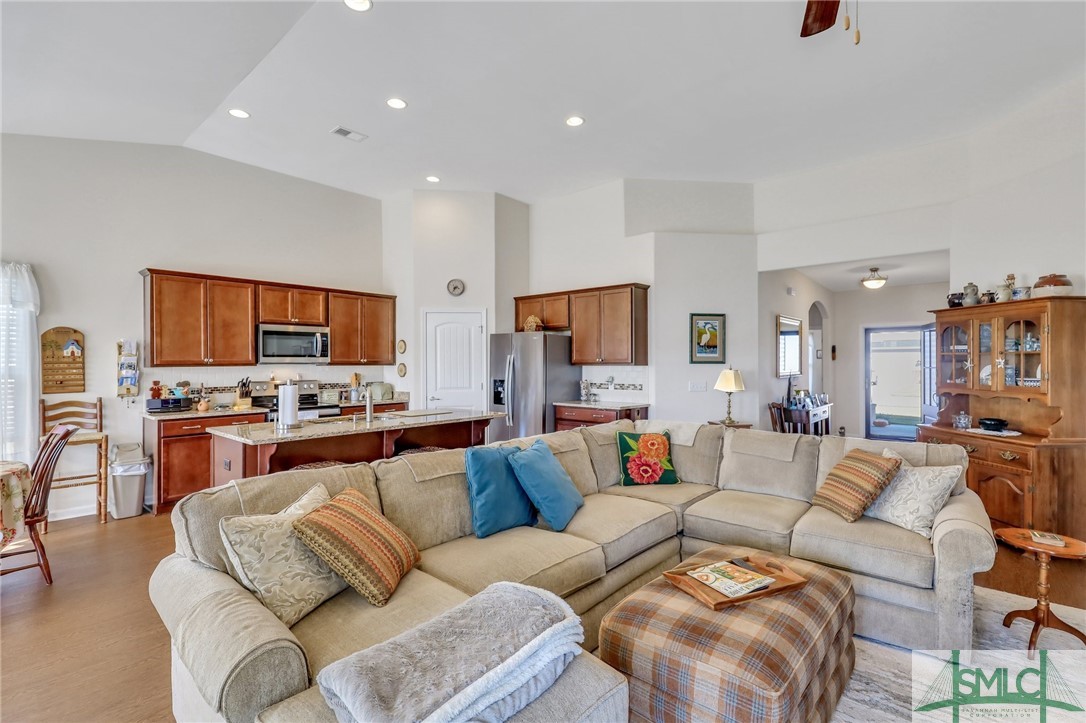 176 Greyfield Circle