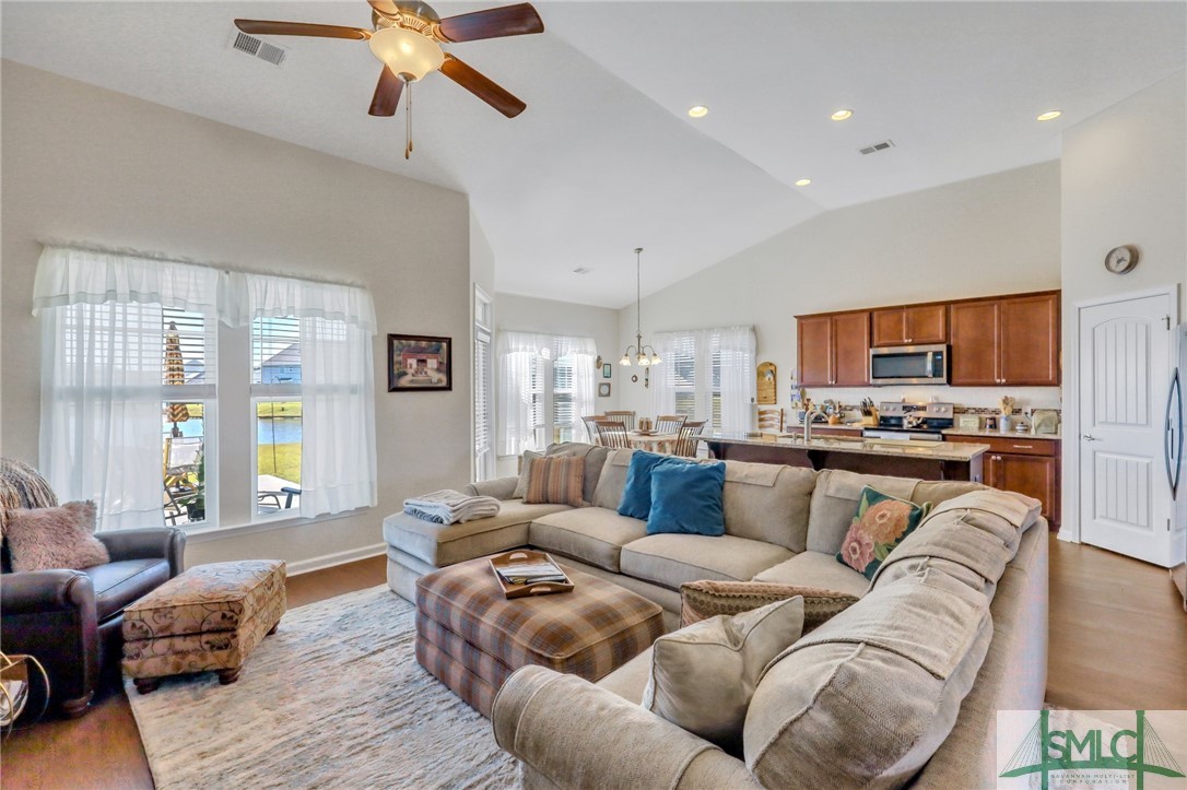 176 Greyfield Circle