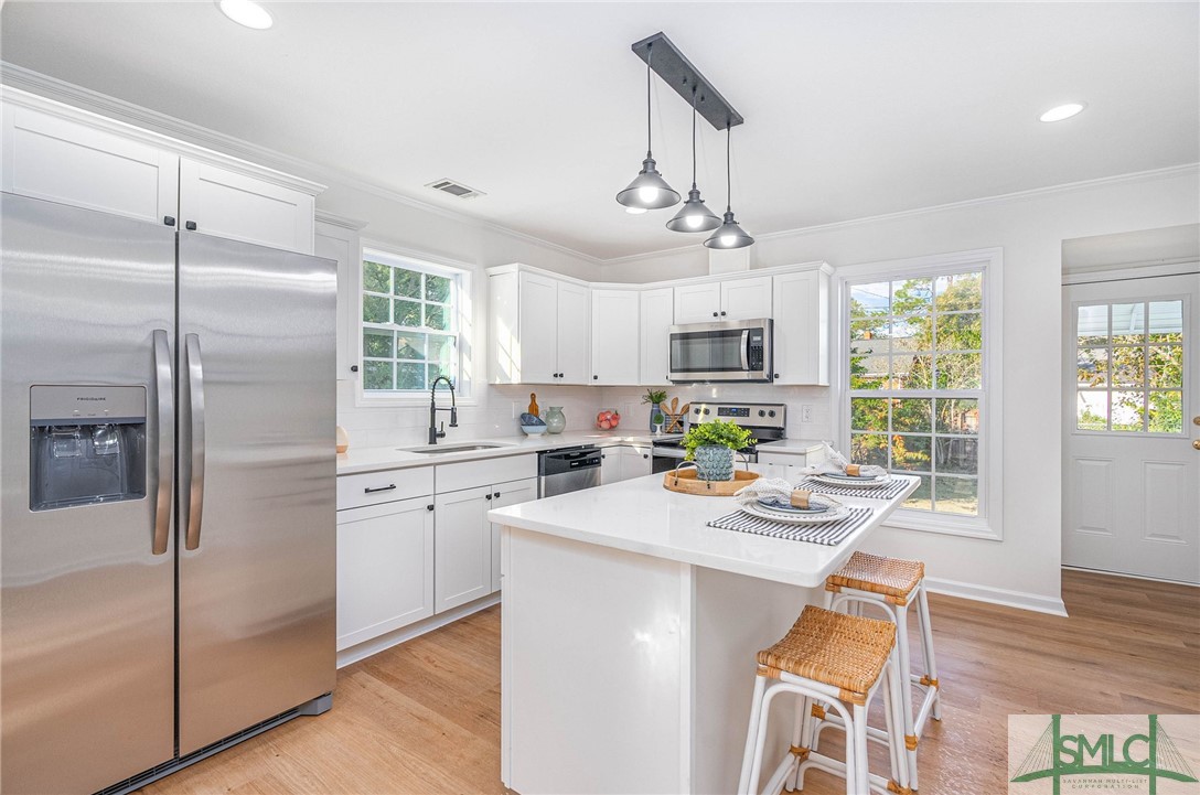 404 E 60th Street