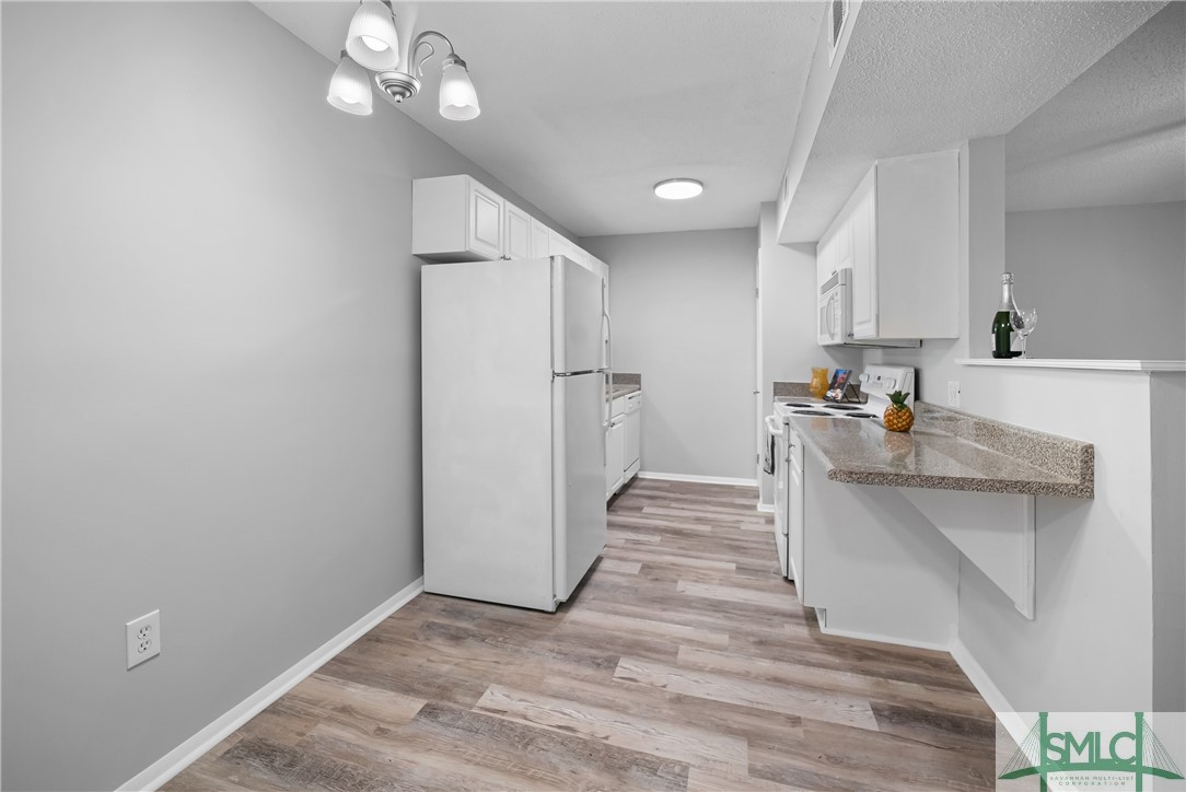 401 N Cromwell Road T-7