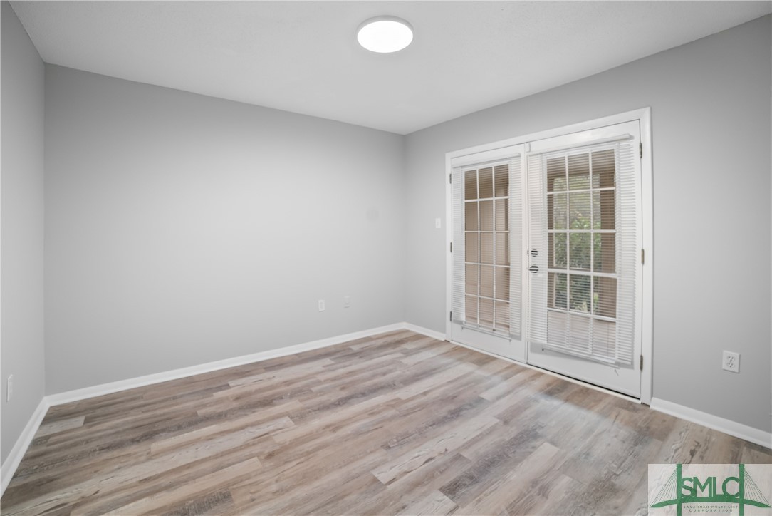 401 N Cromwell Road T-7