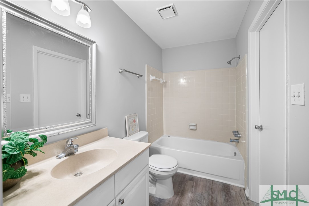 401 N Cromwell Road T-7