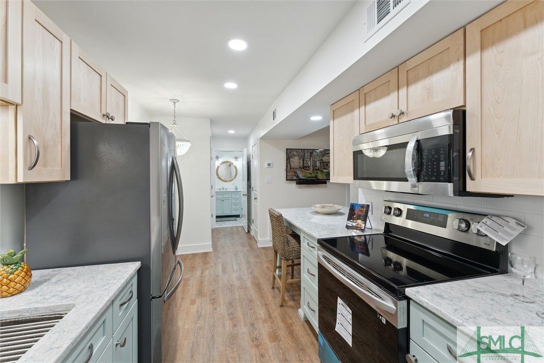 401 N Cromwell Road P-4