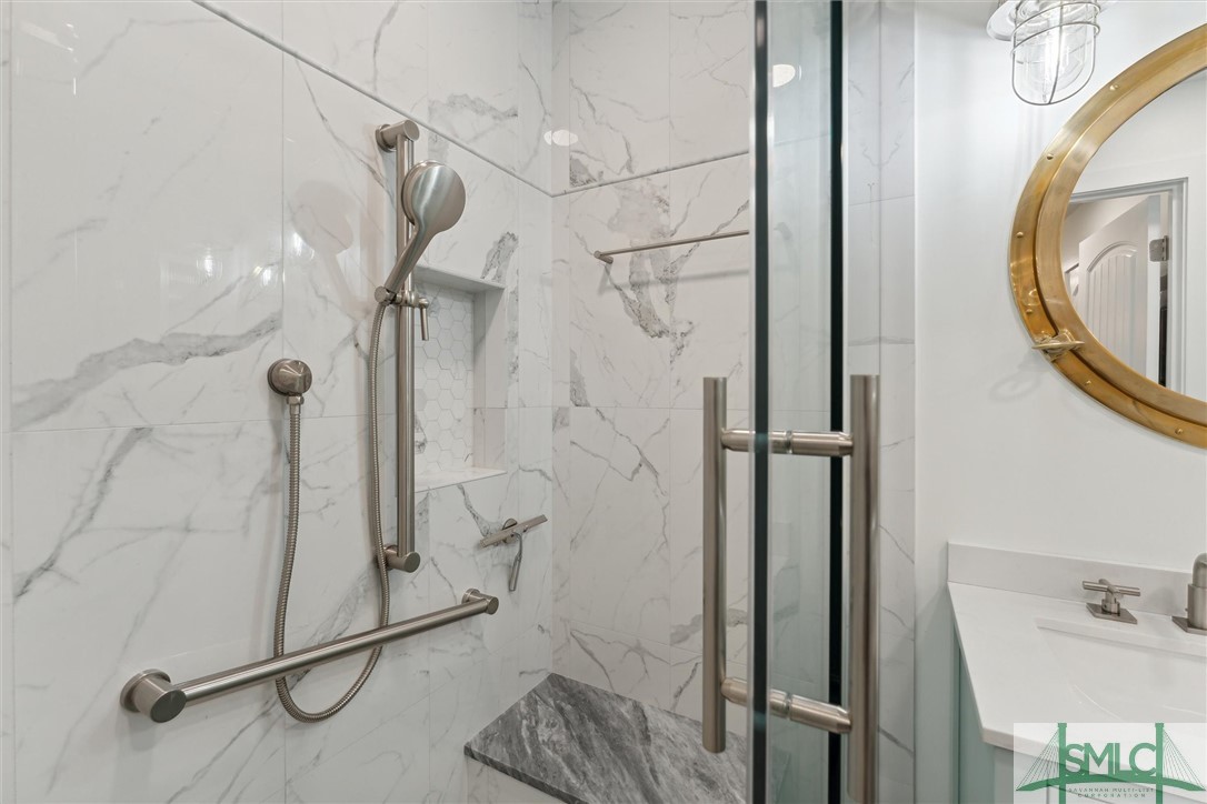 401 N Cromwell Road P-4