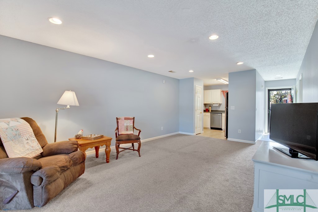 310 Tibet Avenue 13