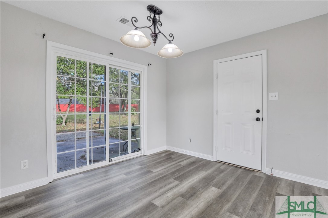 15 Palm Drive