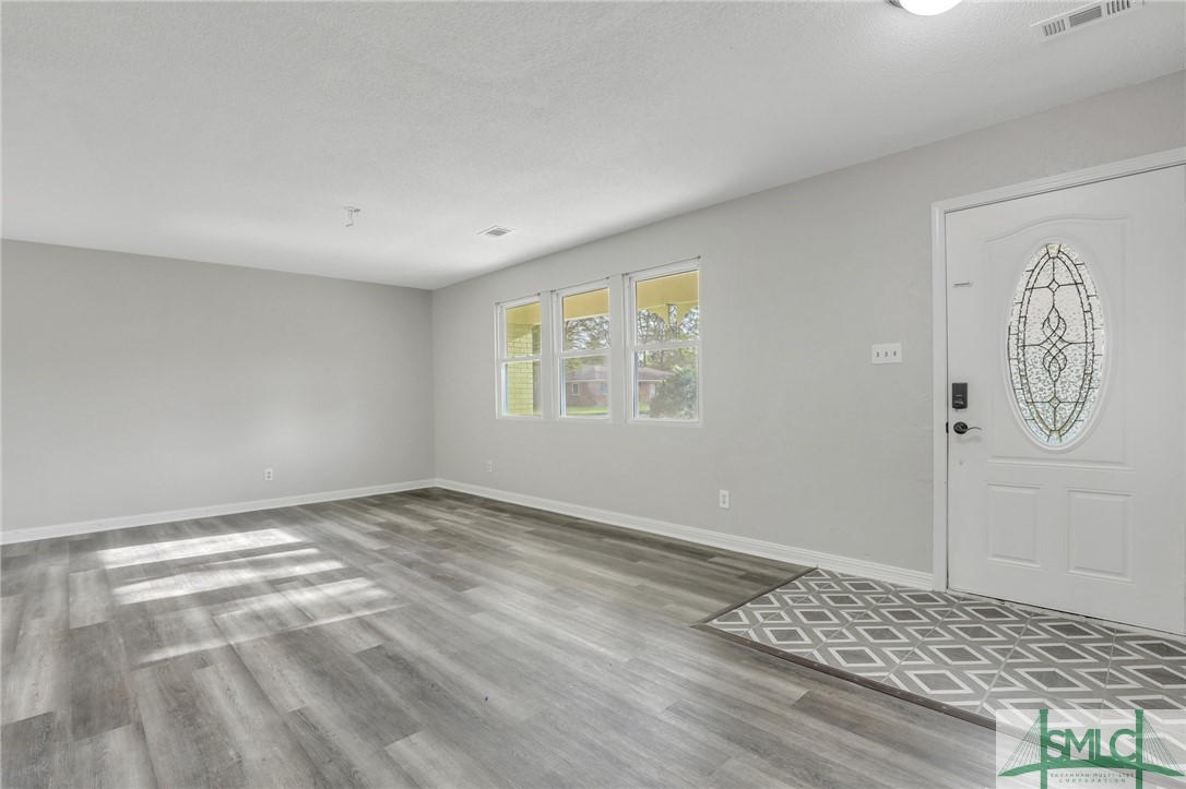15 Palm Drive