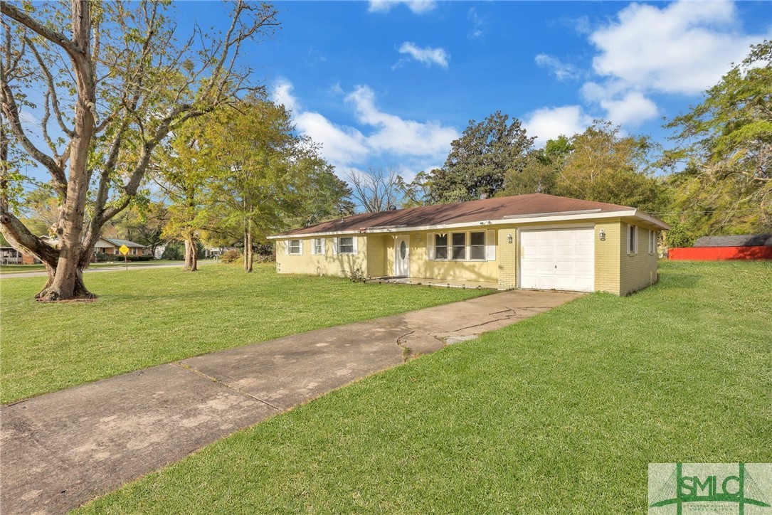 15 Palm Drive