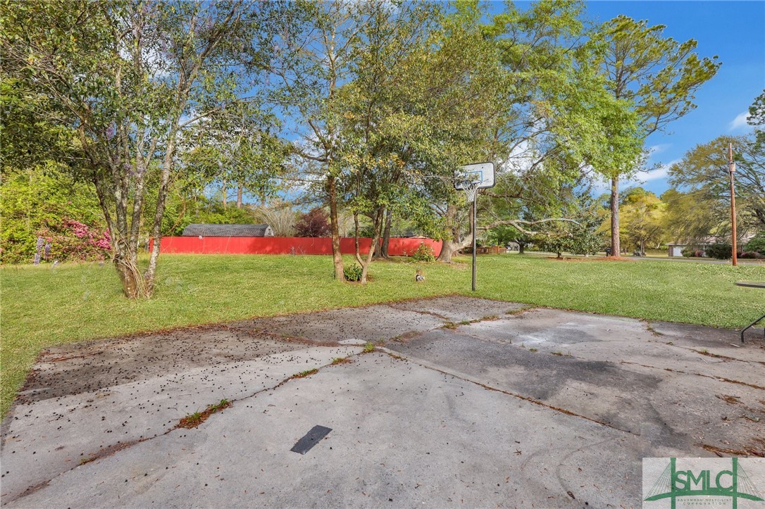 15 Palm Drive