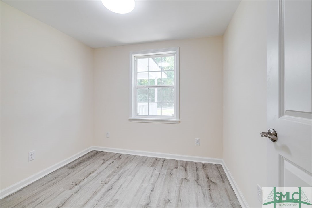 212 White Road
