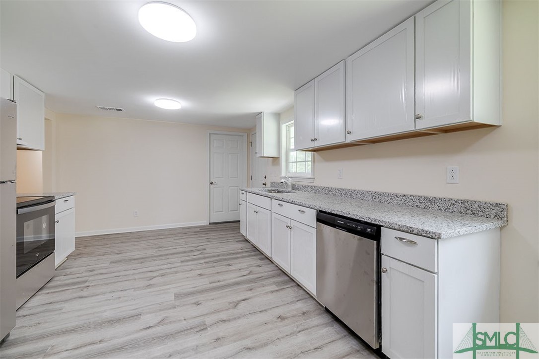 212 White Road