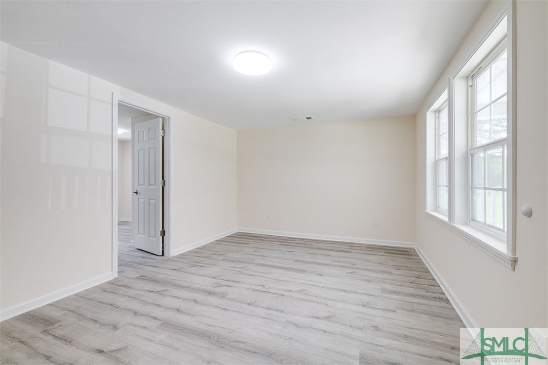 212 White Road