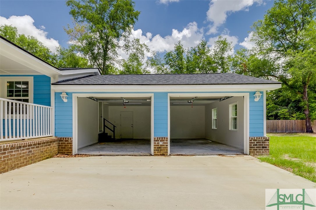 212 White Road