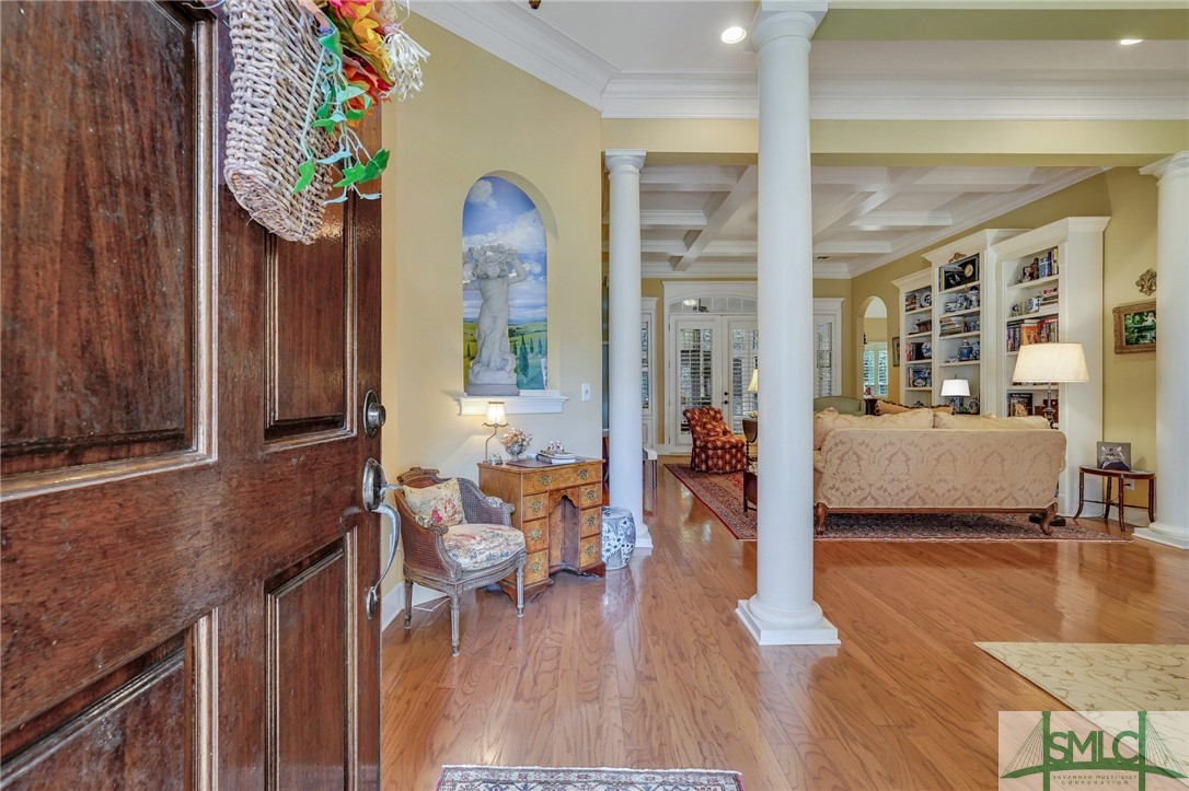 17 Lake Heron Court W