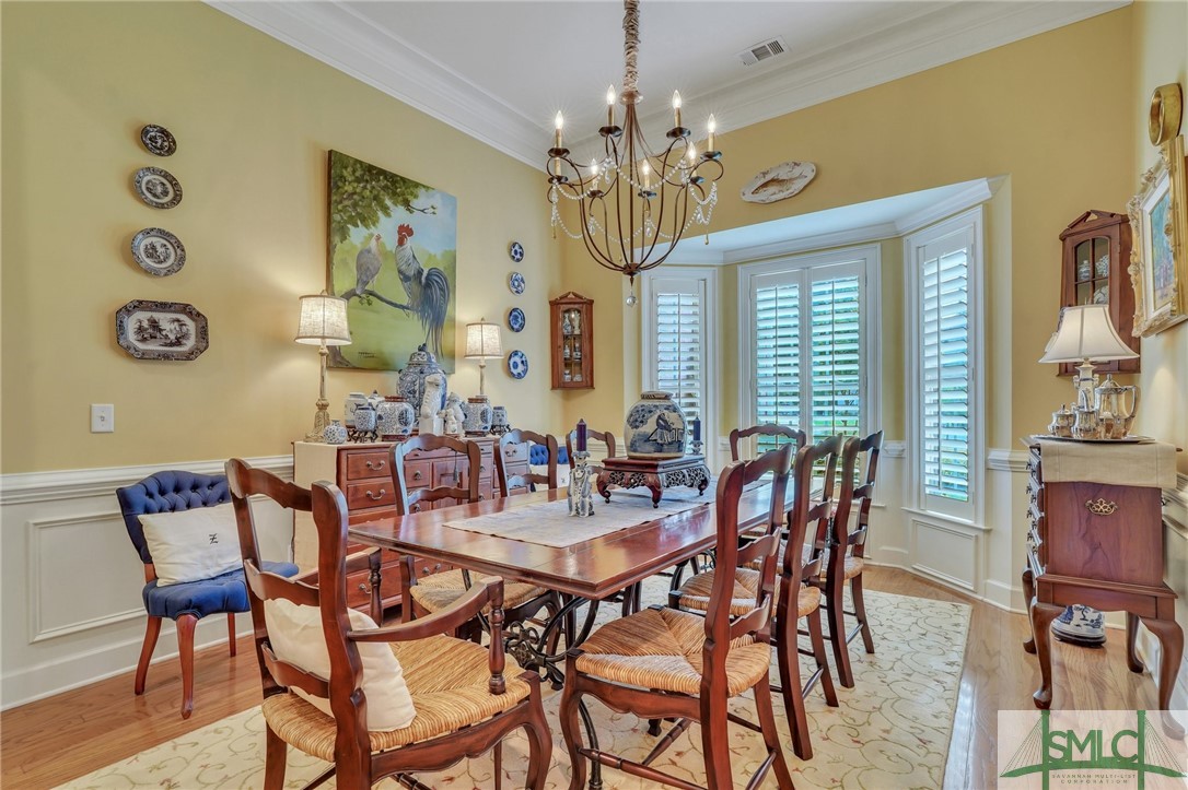 17 Lake Heron Court W