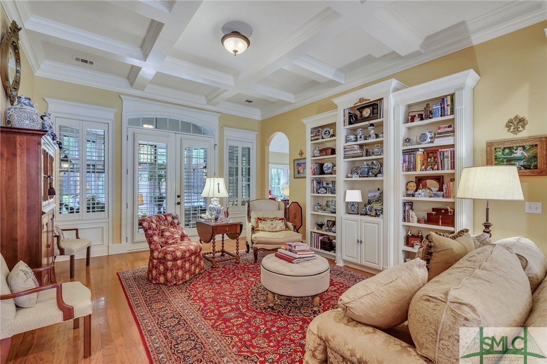17 Lake Heron Court W
