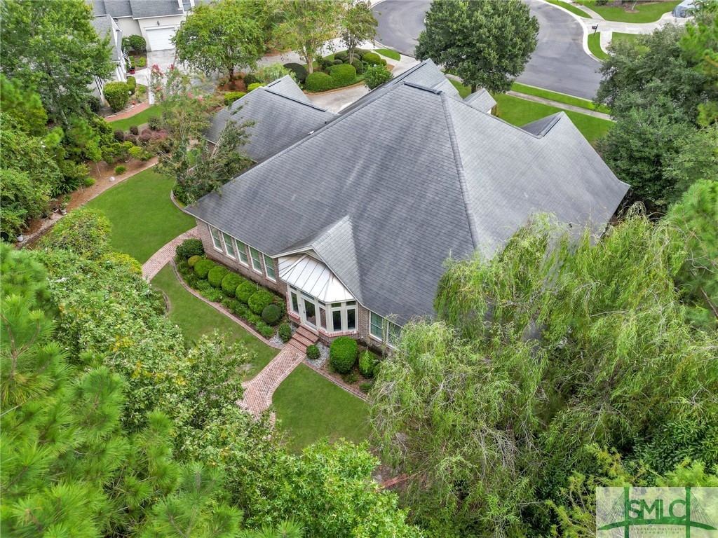 17 Lake Heron Court W