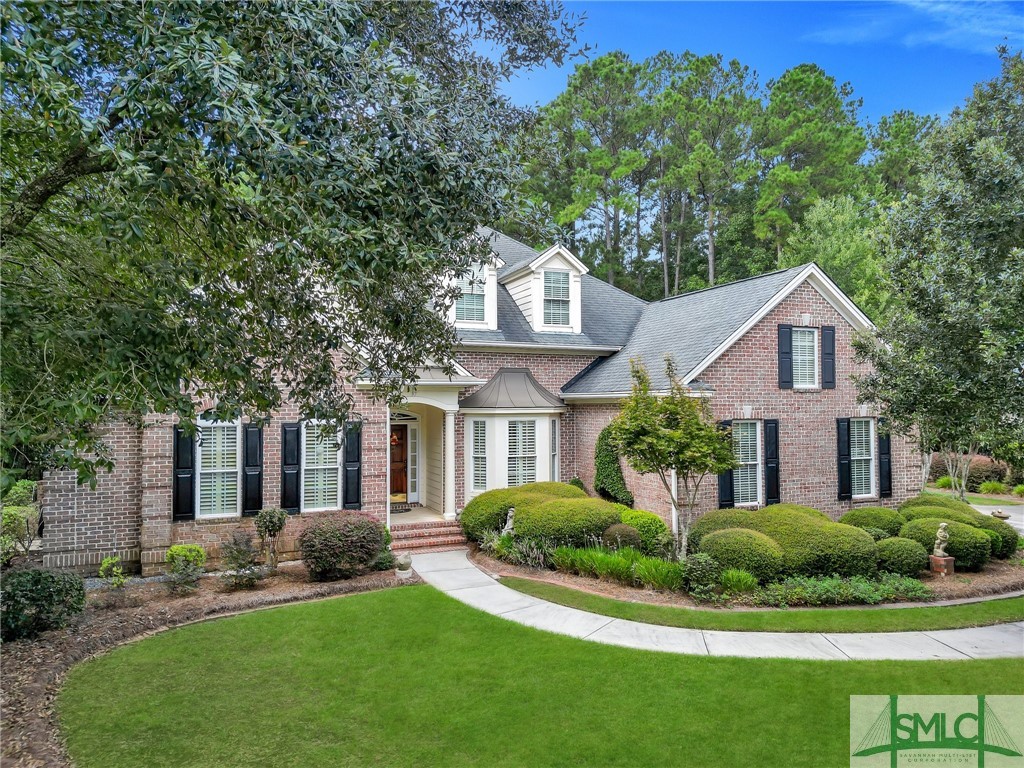 17 Lake Heron Court W