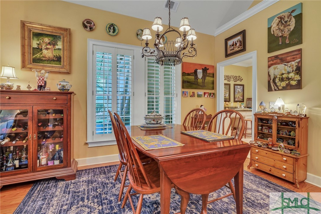 17 Lake Heron Court W