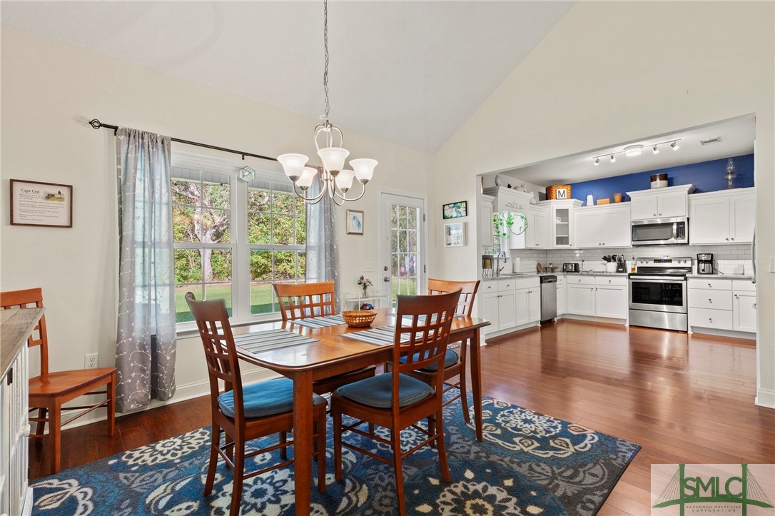 1138 Charlton Chase NE