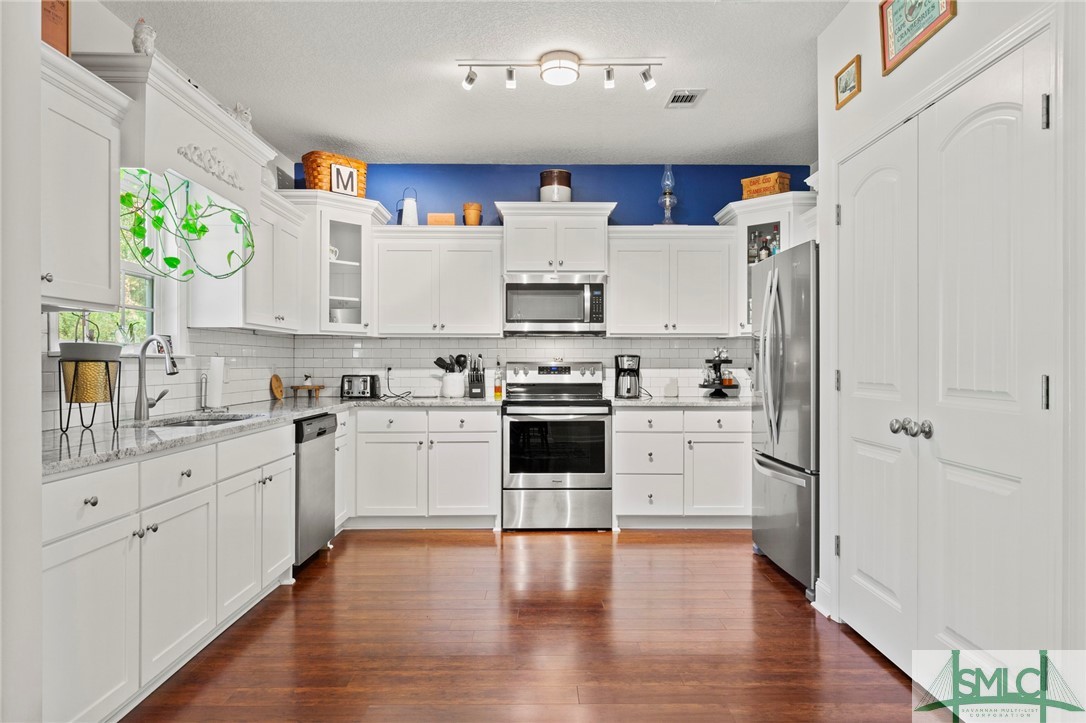 1138 Charlton Chase NE