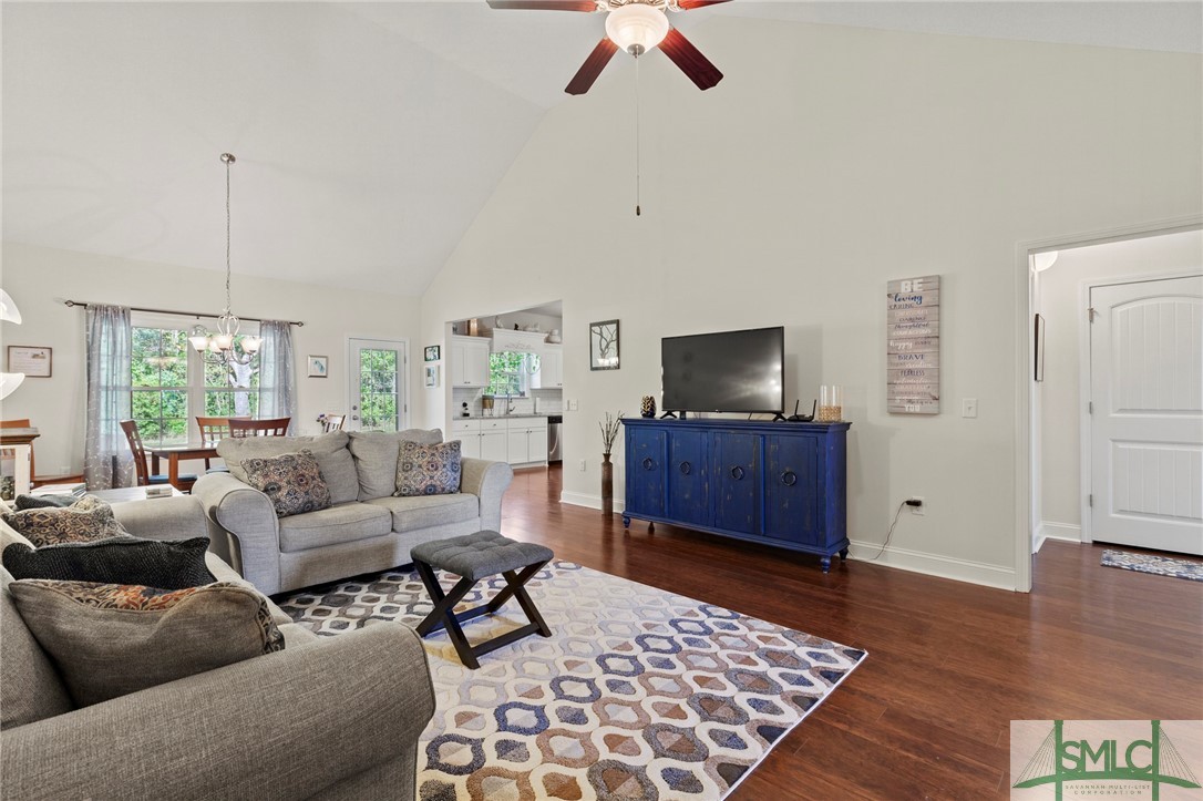 1138 Charlton Chase NE