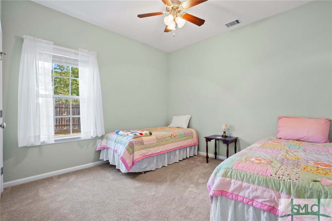 1127 Charlton Chase NE