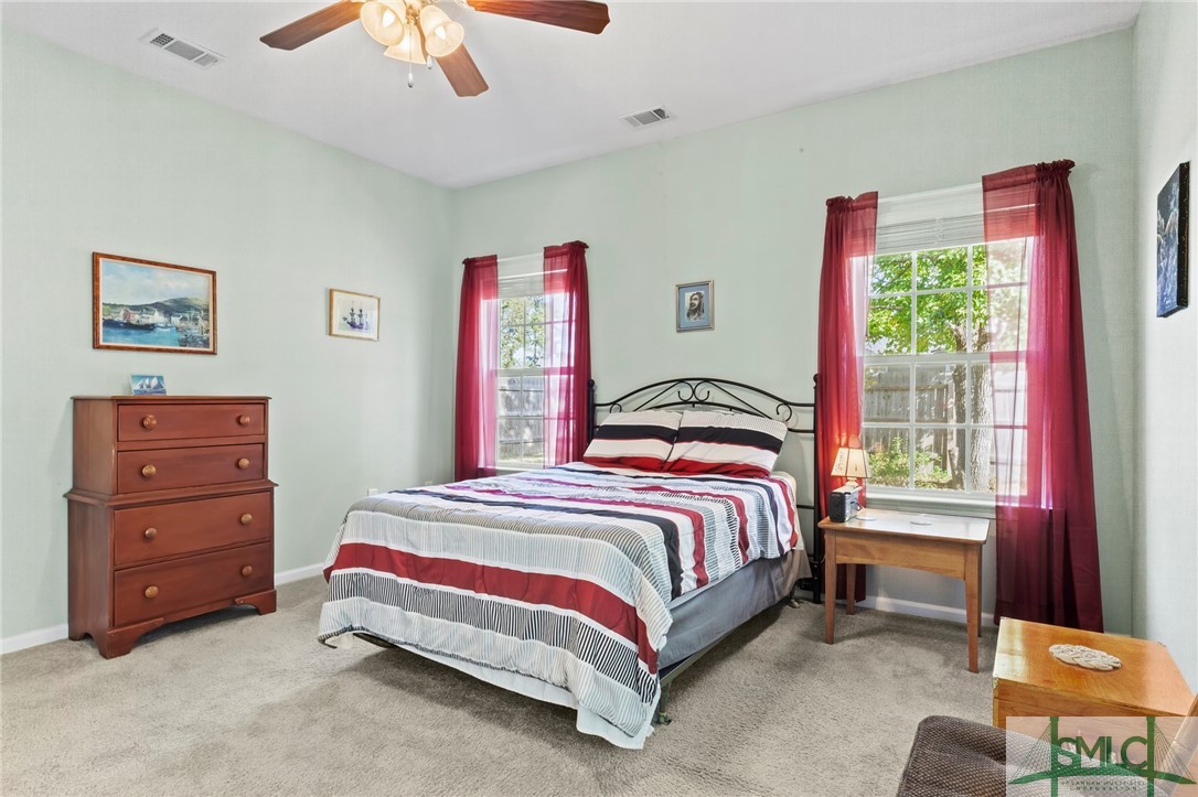1127 Charlton Chase NE
