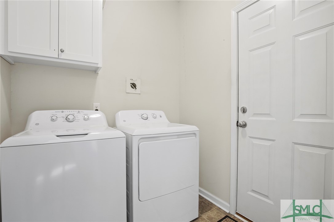 1127 Charlton Chase NE