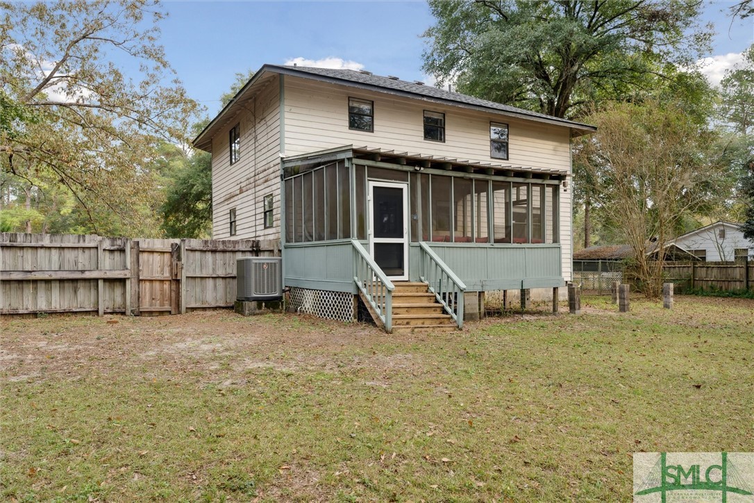 169 Old River Road